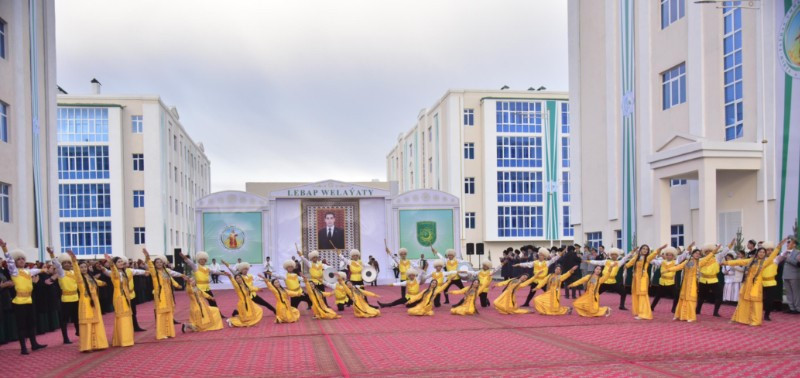 Şu ýyl Lebapda ýedi sany köpgatly ýaşaýyş jaýy açylyp, ulanylmaga berildi