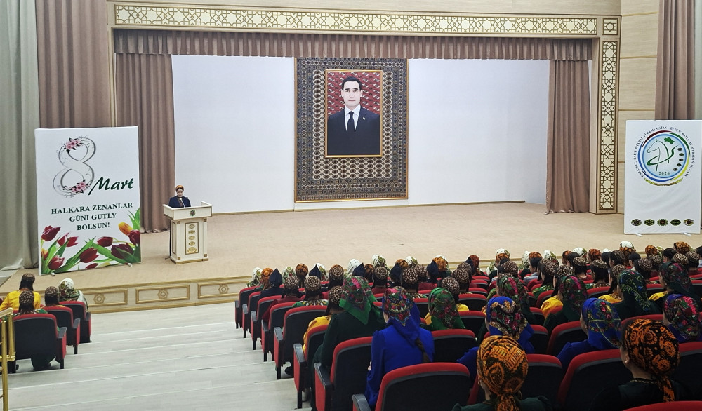 Dabaraly maslahat geçirildi