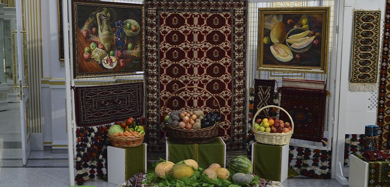 Lebap welaýatynda hasyl baýramy mynasybetli sergi guraldy