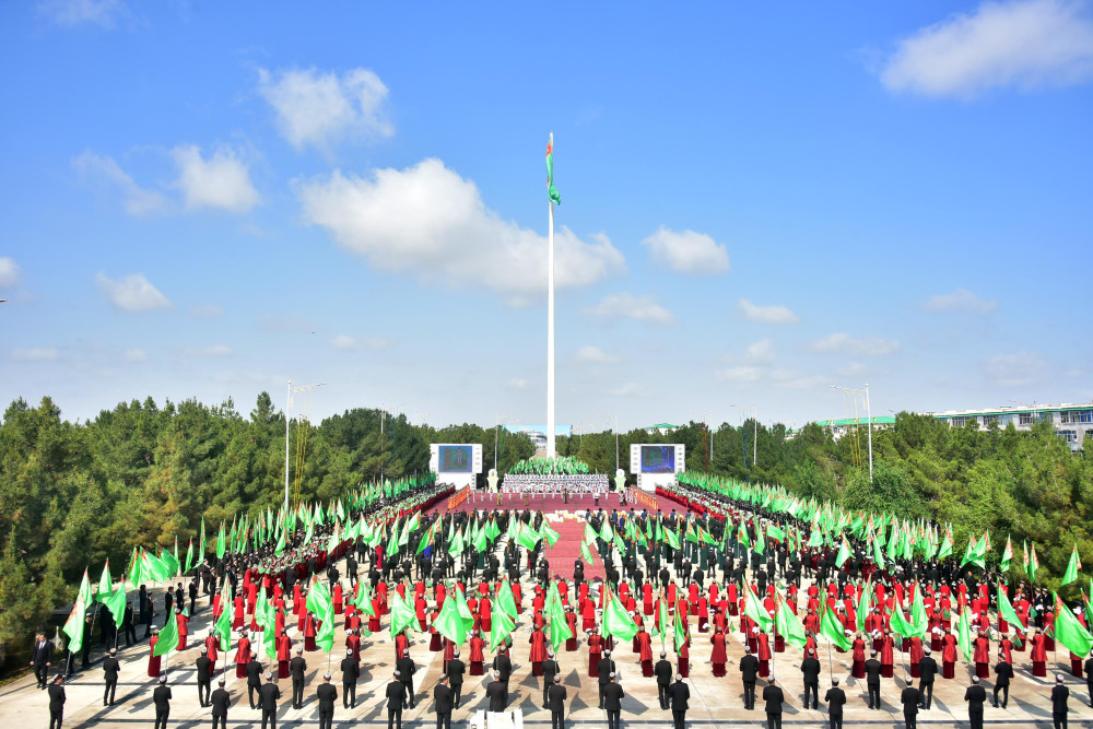 Lebap welaýatynda Konstitusiýanyň we Döwlet baýdagynyň güni bellendi