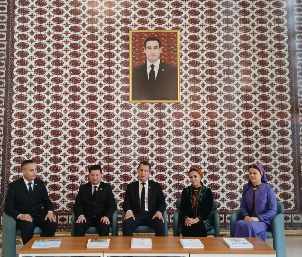 Haýyr-sahawat nusgasy atly brifing duşuşygy geçirildi