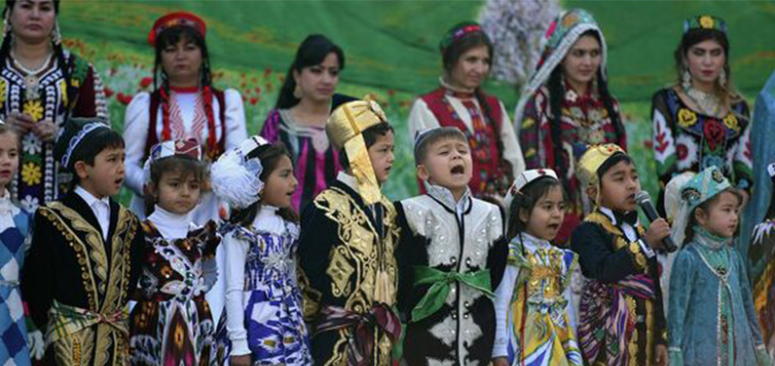 Täjigistandaky aýdym bäsleşigine gatnaşdylar