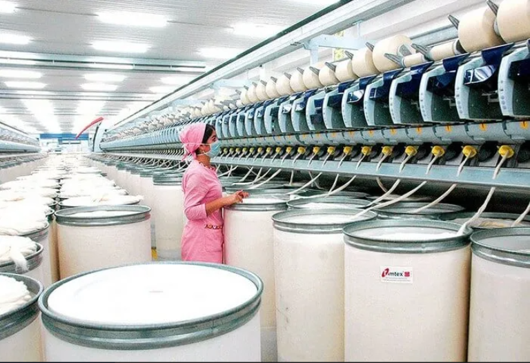 Türkmenabadyň pagta egriji fabriginde 117 million manada golaý önüm taýýarlanyldy