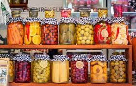 Içerki bazaryna ugradylýar