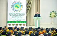 Taryhy sapaga bagyşlanan maslahat geçirildi